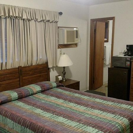Out West Motel Milton-Freewater Buitenkant foto